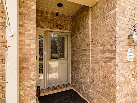 4th image of 1553 Innsbrooke Dr