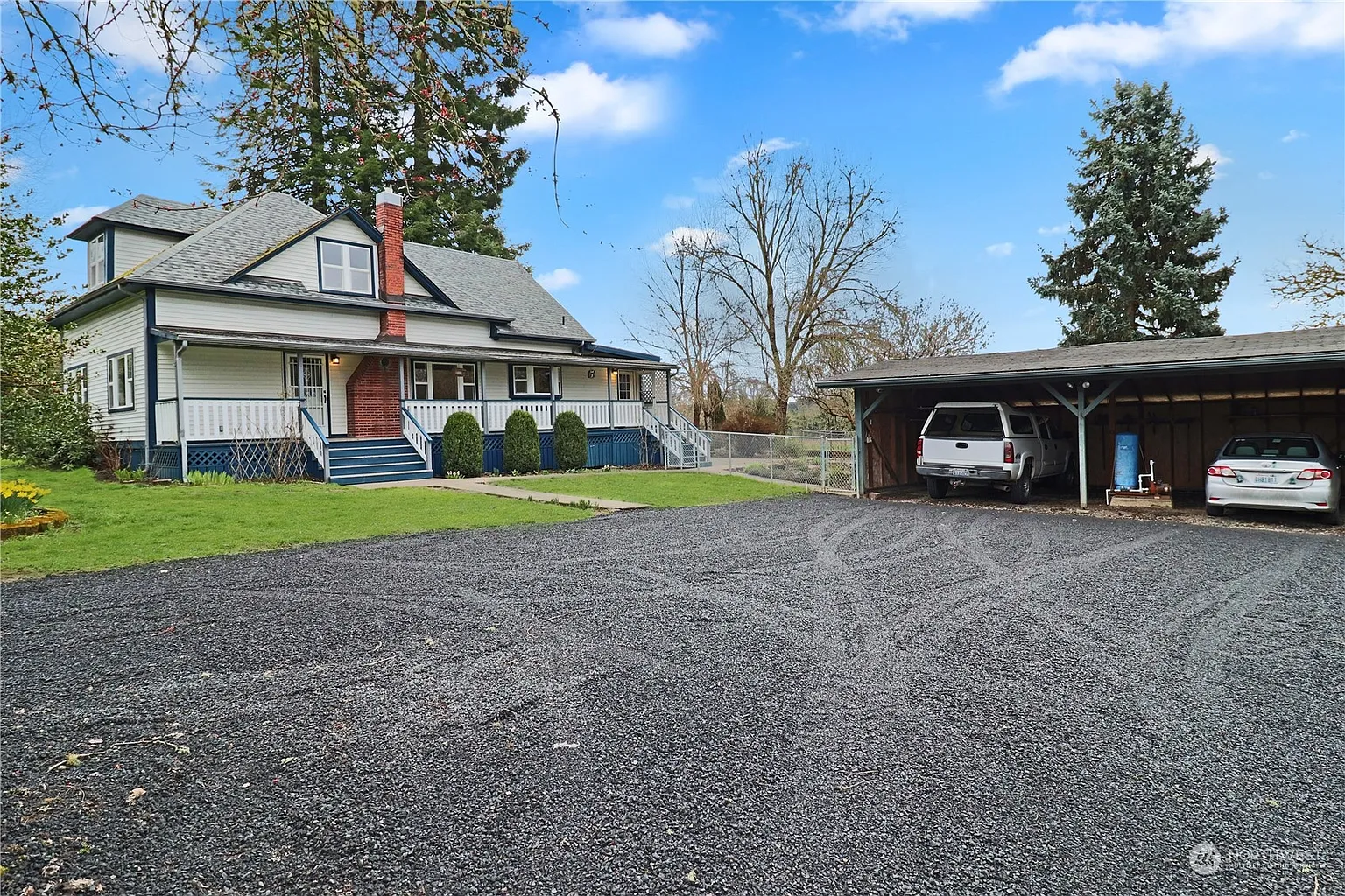 203 Stearns Road photo 1