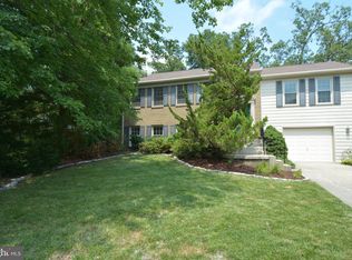 13416 Bryce Ct, Herndon, VA 20170