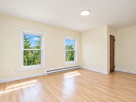 4th image of 4293-4295 High St #2R
