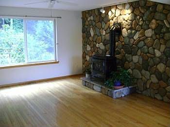 2nd image of 469 Peak Dr