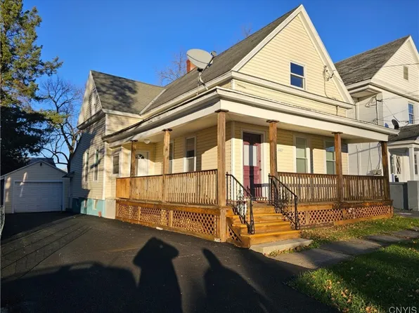 1105 South St, Utica, NY 13501