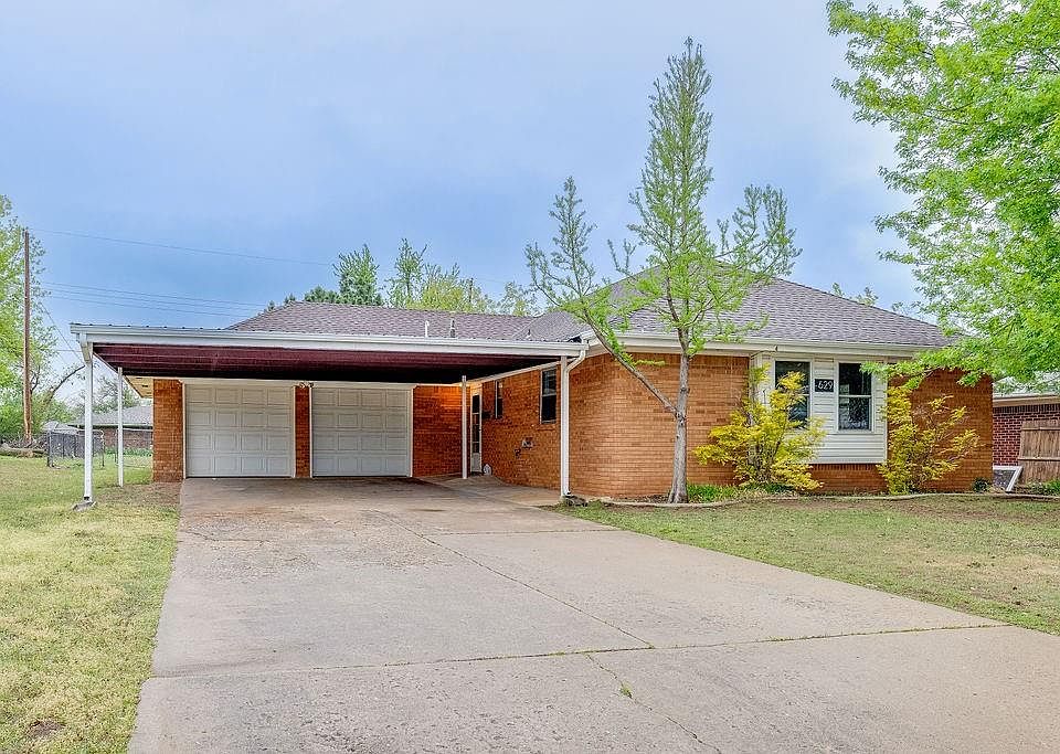 1st image of 629 Kingston Pl