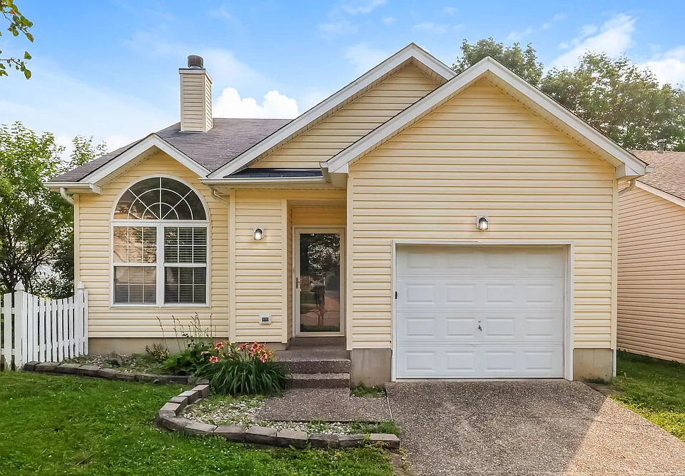4321 Willowview Blvd