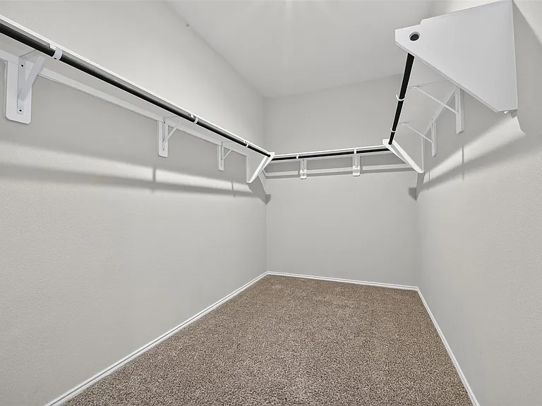 2330 Georgina Falls Dr — Photo 21