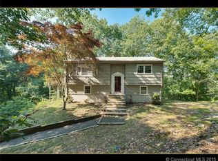 101 Sachem Head Rd, Guilford, CT 06437