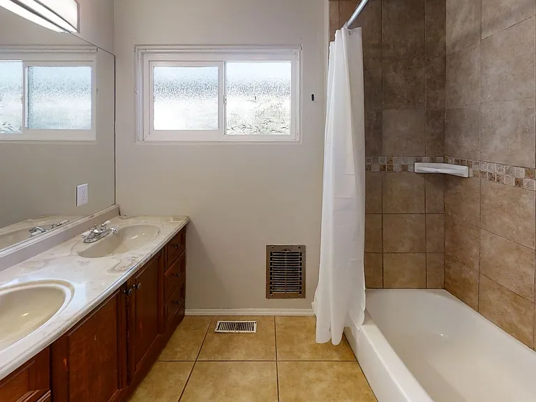6243 Dorothy Dr — Photo 10