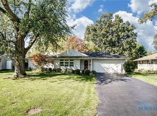 304 Warrington Ave, Findlay, OH 45840