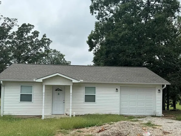 2001 Alice St, Poplar Bluff, MO 63901