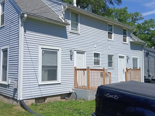 1011 Hudson Ave, Iowa City, IA 52246