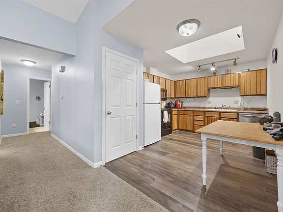 4th image of 2264 Plaen View Dr