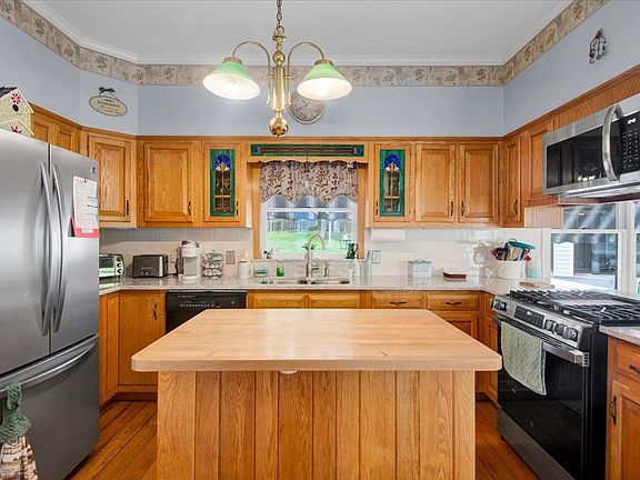 5th image of 226 Willowbrook Road