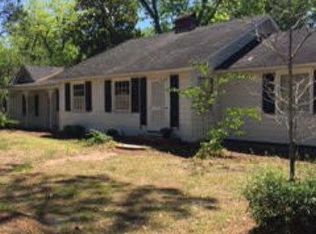 207 W Dame Ave, Homerville, GA 31634