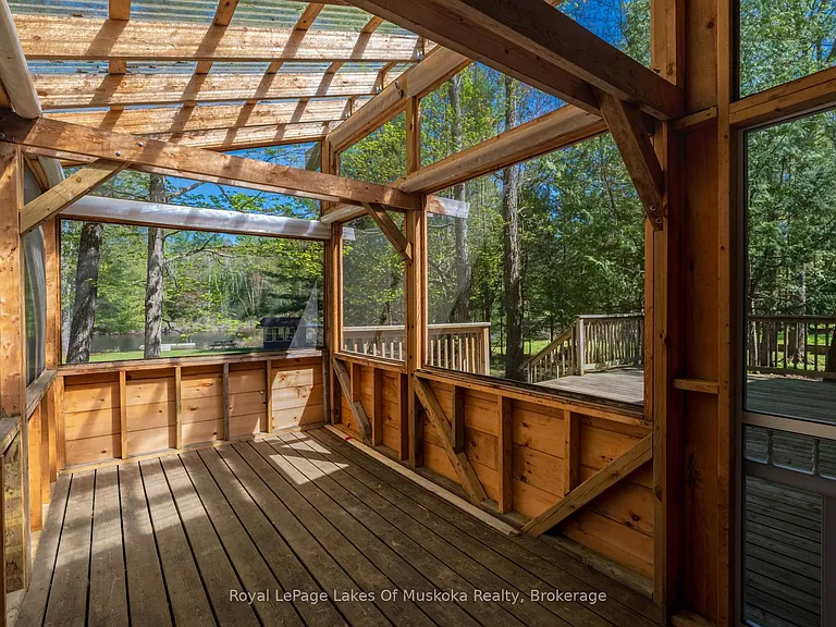 1213 Sherwood Forest Rd — Photo 3