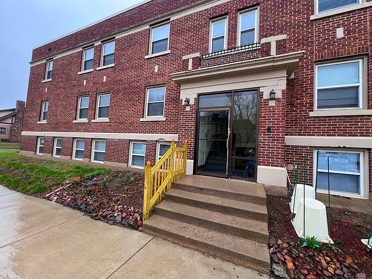 1019 S Farwell St #206 — Photo 5