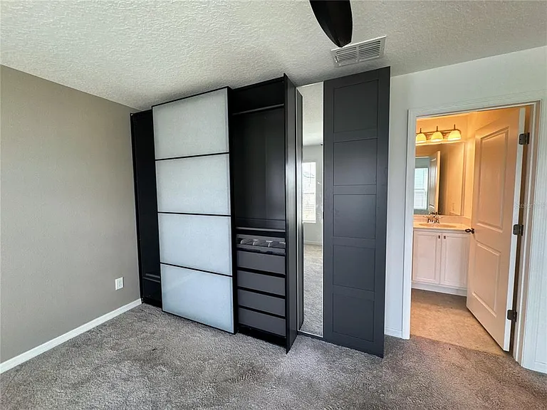2962 Voyager Ave — Photo 14