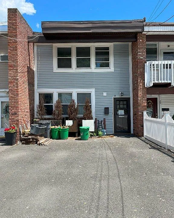 Front View of Home