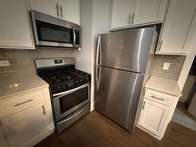 1722 West 21st Street — Photo 3