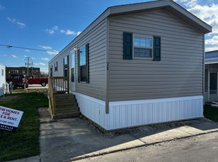 25213 Gratiot Ave #22, Roseville, MI 48066