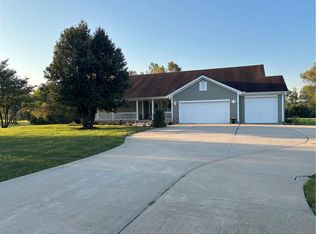 7401 E 155th St, Belton, MO 64012