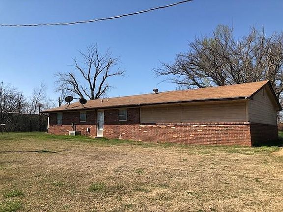 4th image of 218 Meyers Dr