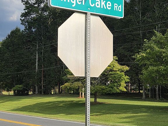 3rd image of 2 Ginger Cake Rd