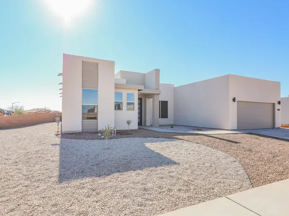 3398 Dahlia St, Alamogordo, NM 88310