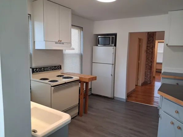 10 Grand St #1, Augusta, ME 04330