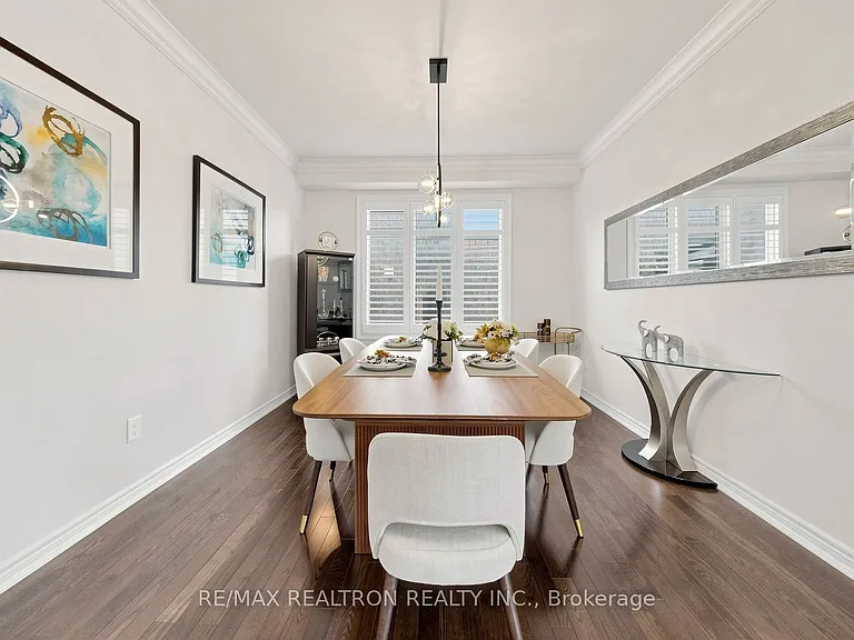 7 Military Ct — Photo 12