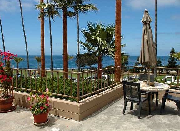 5th image of 1040 Coast Blvd #405