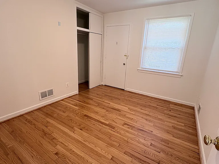 4325 Maple Ave — Photo 21