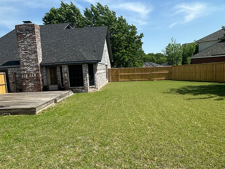 1441 Warwick Dr — Photo 31