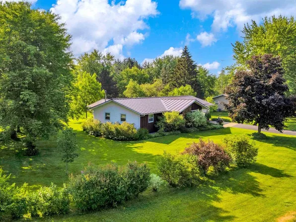 840 RAMBLE LANE, Plover, WI 54467