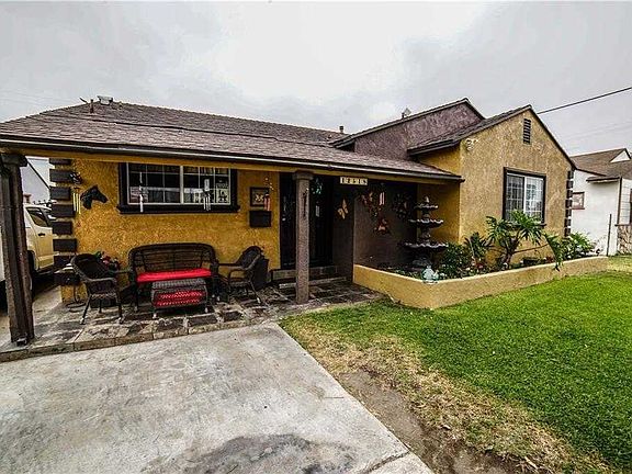 3rd image of 12518 Roseton Ave