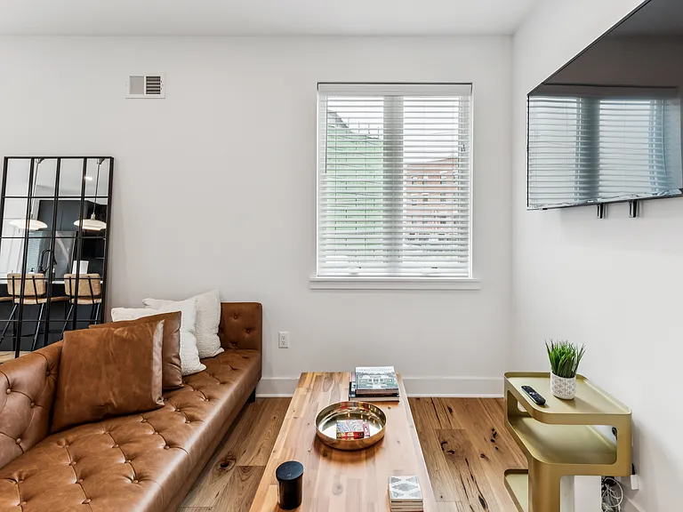 1846 Vineyard St #1 — Photo 6
