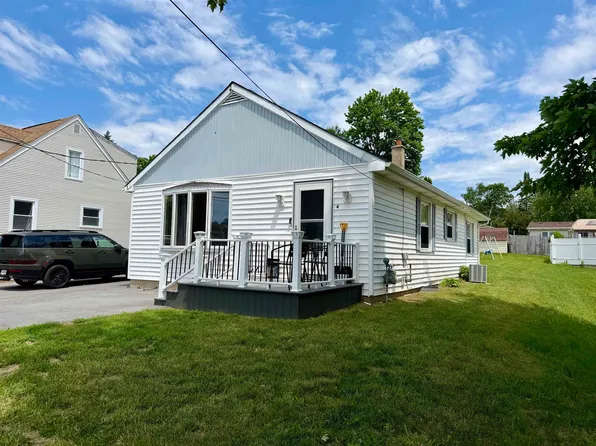 4 Hospital Dr, Massena, NY 13662