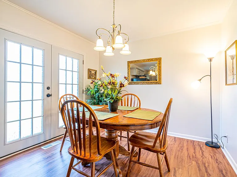 121 Forrest Dr — Photo 14