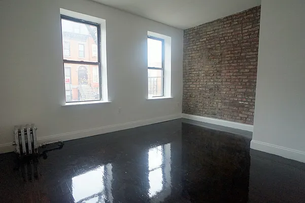 Rented by Compass | media 19