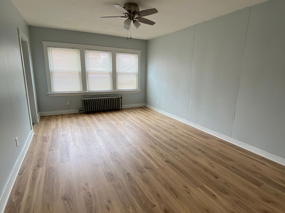 1st image of 224 Jefferson Ave APT 11