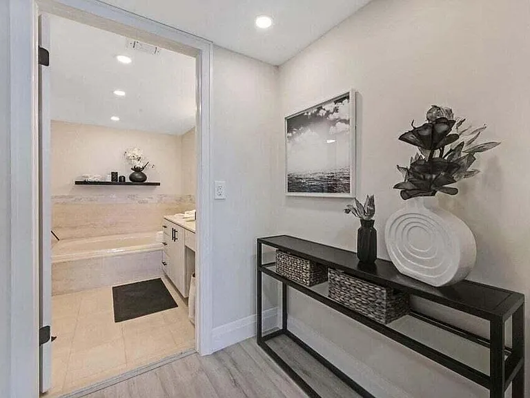 4201 N Ocean Blvd #1605 — Photo 17