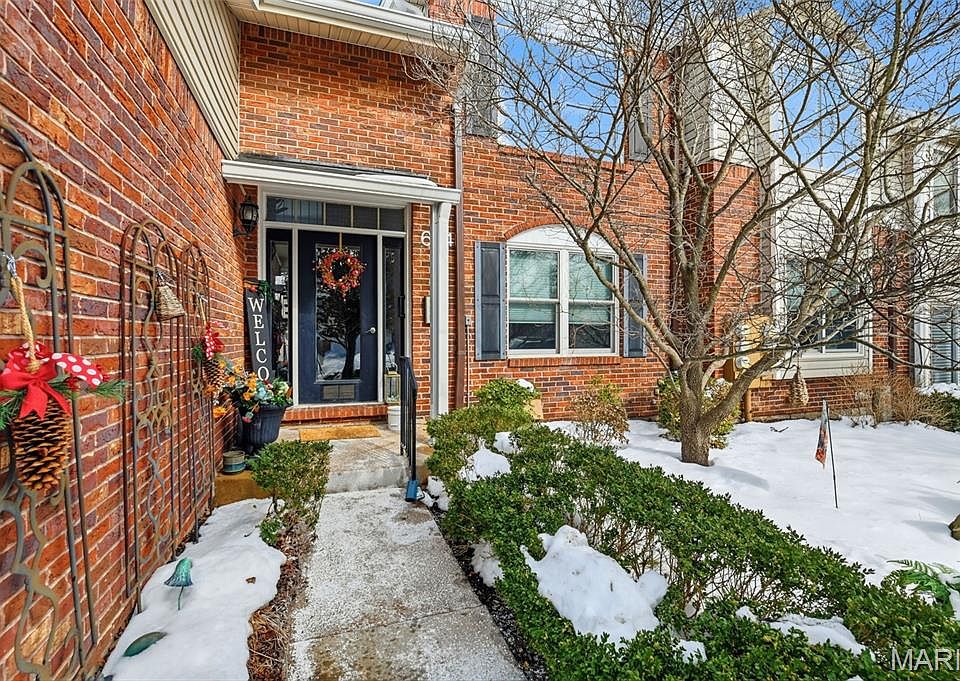 1st image of 604 Pine Ridge Trails Ct APT 202