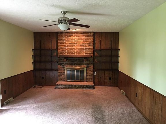 4th image of 6053 Central Park Dr