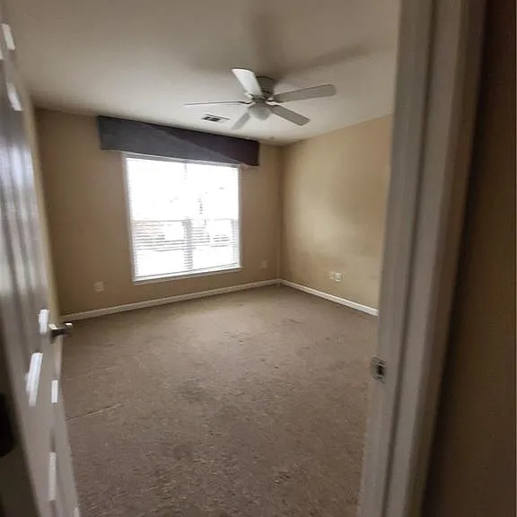 265 Friars Head Dr — Photo 15