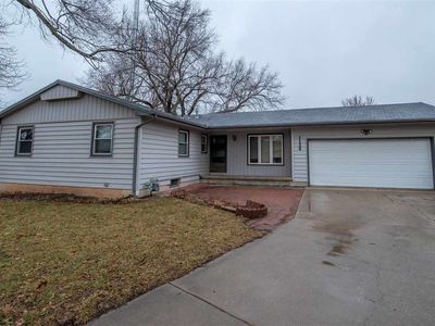 1124 Columbus Ct, Newton, KS, 67114