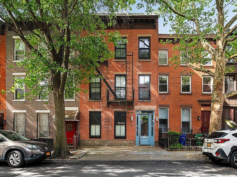 1st image of 192 Nelson St #1