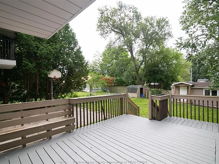 16 Eugenie St #UPPER — Photo 7