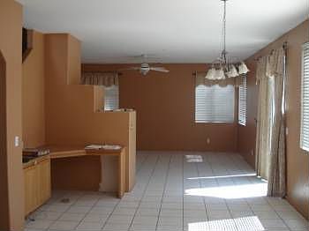 3rd image of 7152 Plumrose St