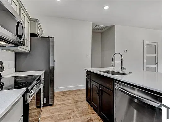 3 bed, 1383 sqft, $1,700 — Photo 4