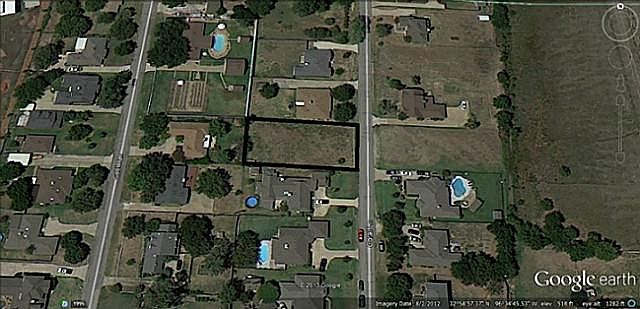 2nd image of 6801 Coral Ln