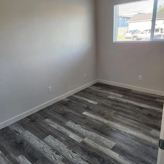 3308 Maple St — Photo 9